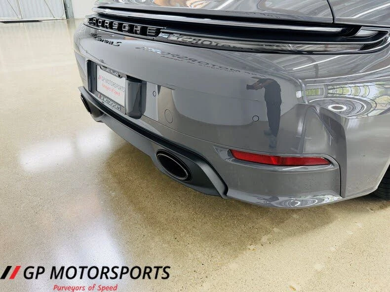 2025 Porsche 992 Carrera S - Image 14 of 31