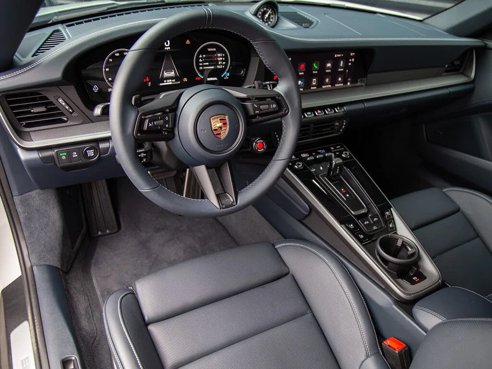 2025 Porsche 992 Carrera S - Image 4 of 21