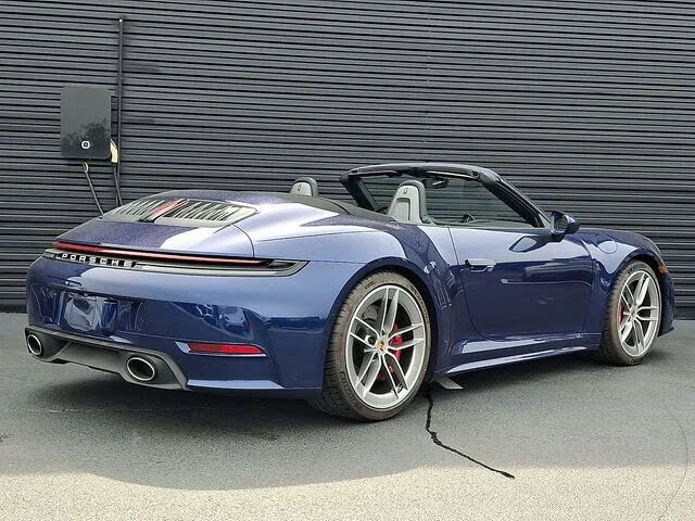 2025 Porsche 992 Carrera S - Image 7 of 31