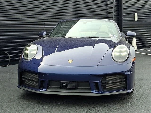 2025 Porsche 992 Carrera S - Image 10 of 31