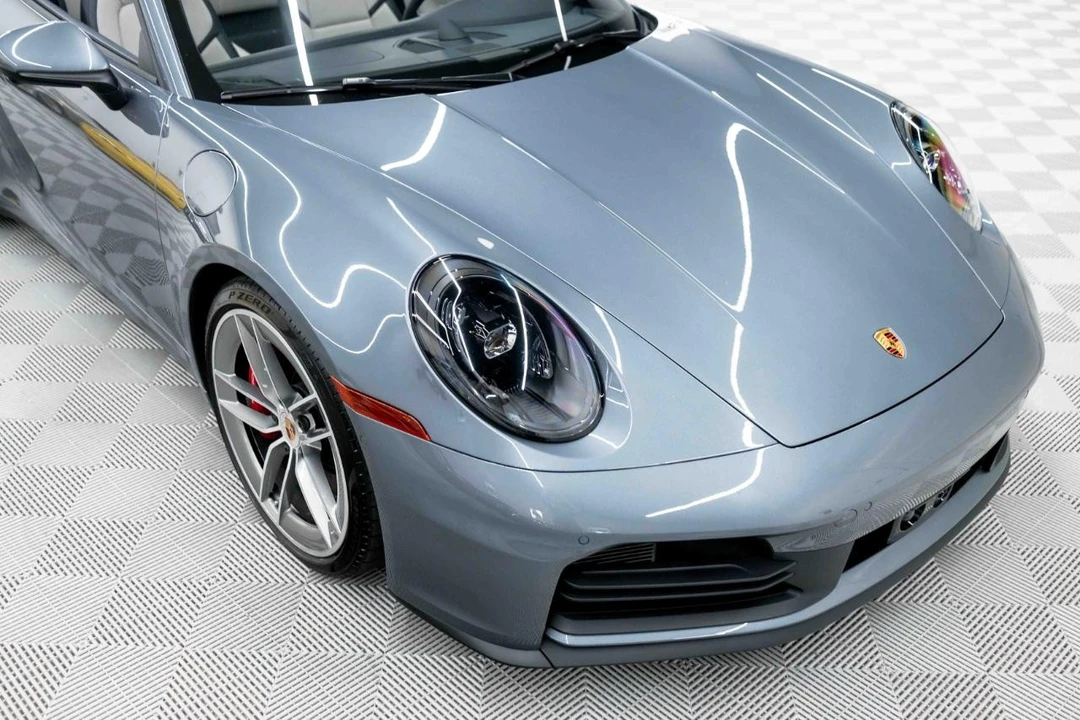 2025 Porsche 992 Carrera S - Image 16 of 31