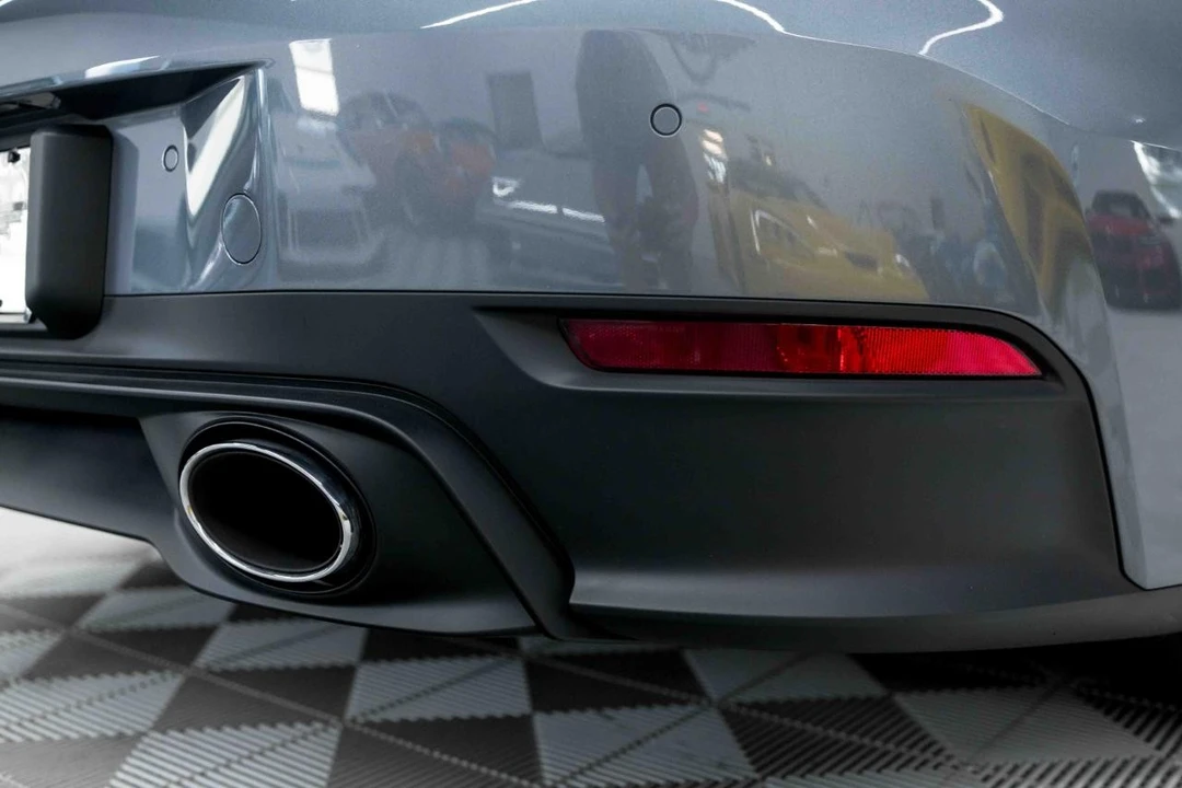 2025 Porsche 992 Carrera S - Image 23 of 31