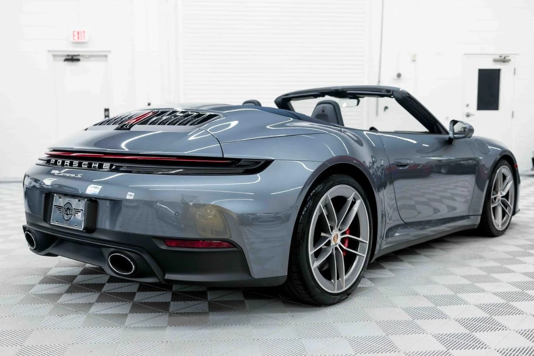 2025 Porsche 992 Carrera S - Image 7 of 31