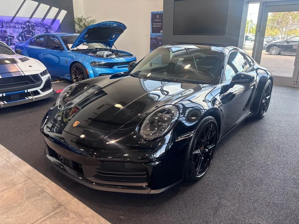 2025 Porsche 992 Carrera S - Image 3 of 10