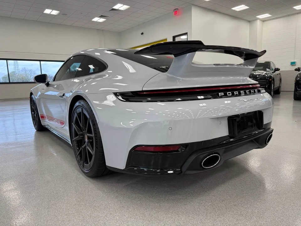 2025 Porsche 992 Carrera S - Image 5 of 15