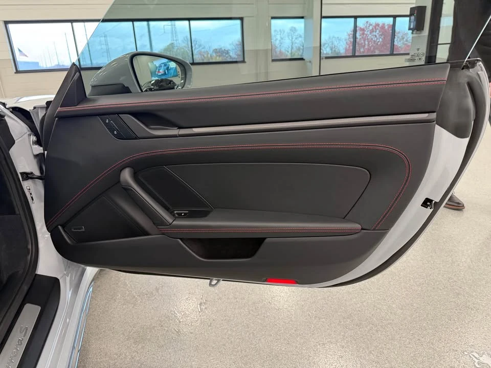 2025 Porsche 992 Carrera S - Image 11 of 15
