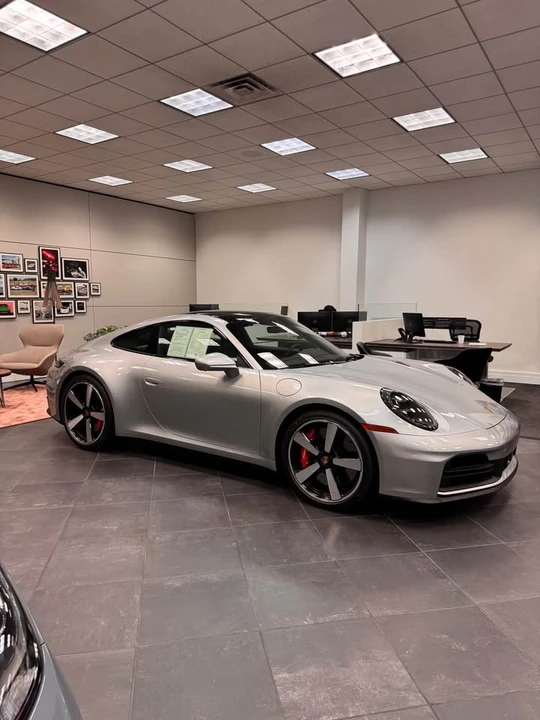 2025 Porsche 992 Carrera S - Image 3 of 8
