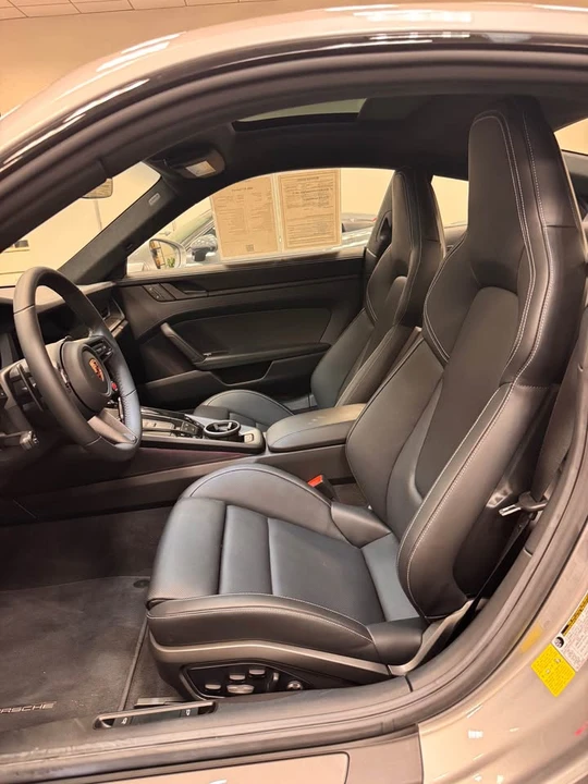 2025 Porsche 992 Carrera S - Image 7 of 8