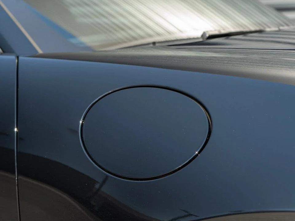 2025 Porsche 992 Carrera S - Image 15 of 31