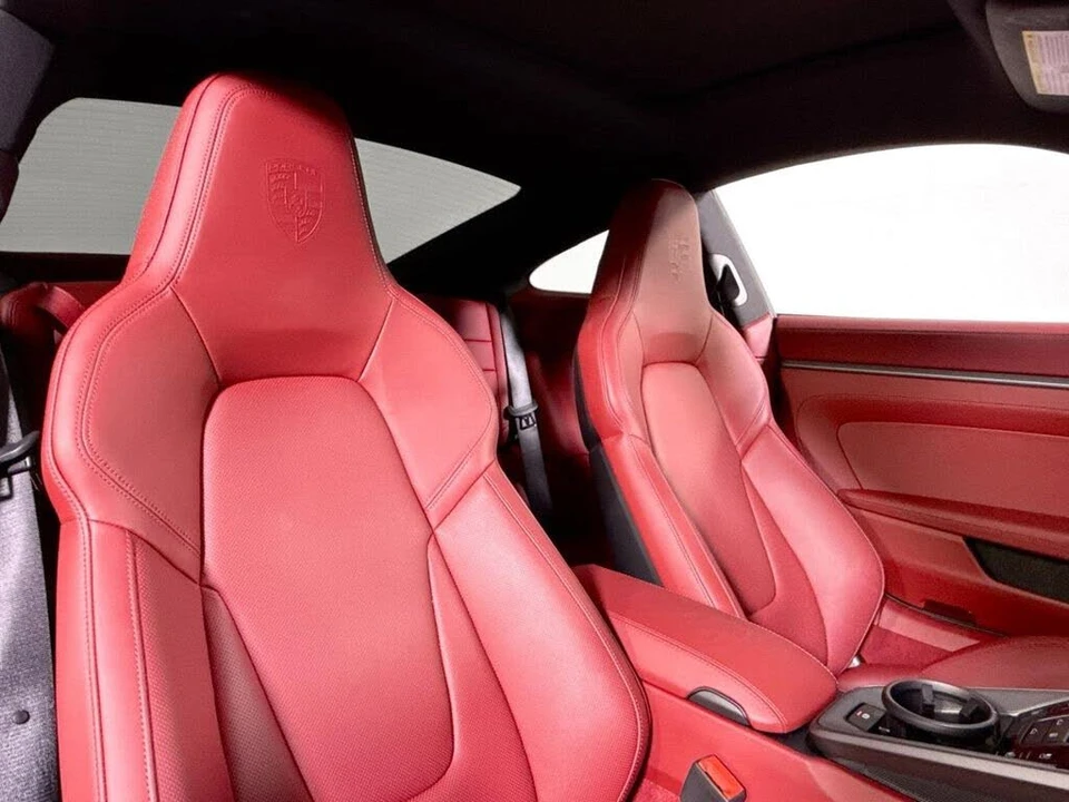2025 Porsche 992 Carrera S - Image 18 of 31