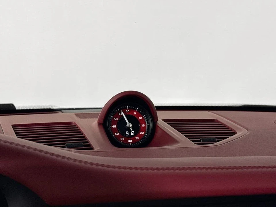 2025 Porsche 992 Carrera S - Image 27 of 31