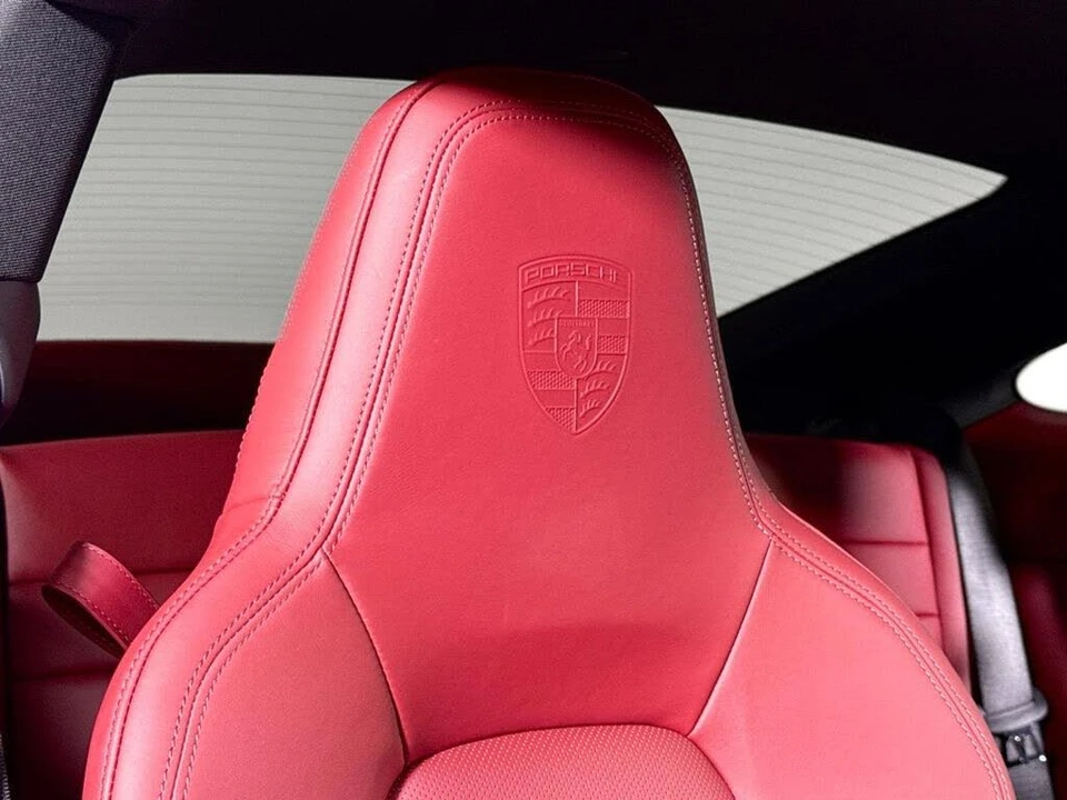 2025 Porsche 992 Carrera S - Image 26 of 31