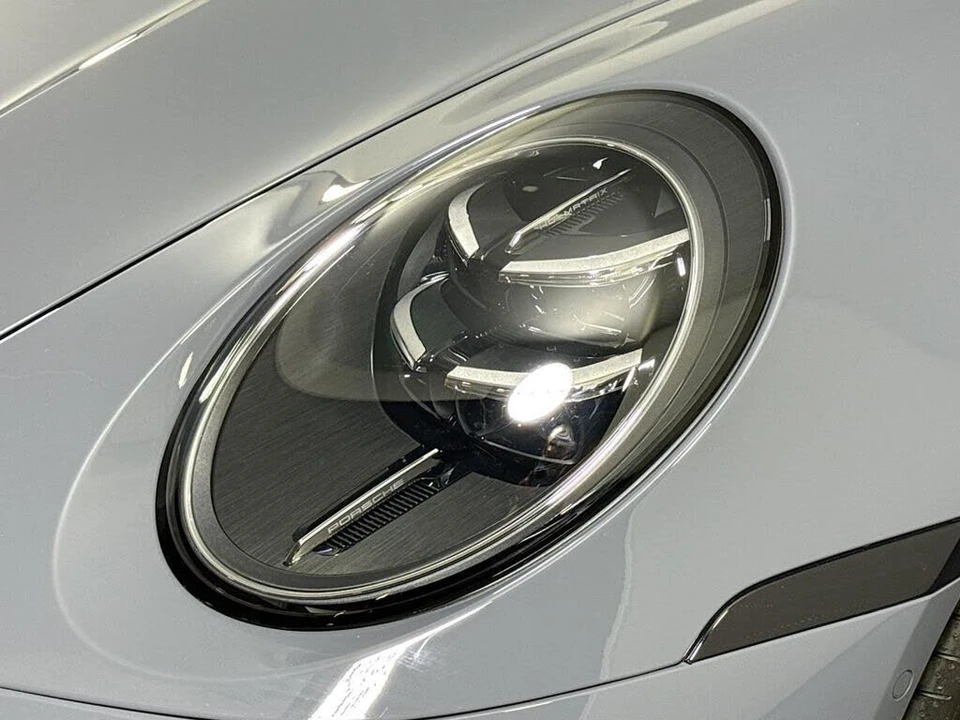 2025 Porsche 992 Carrera S - Image 29 of 31