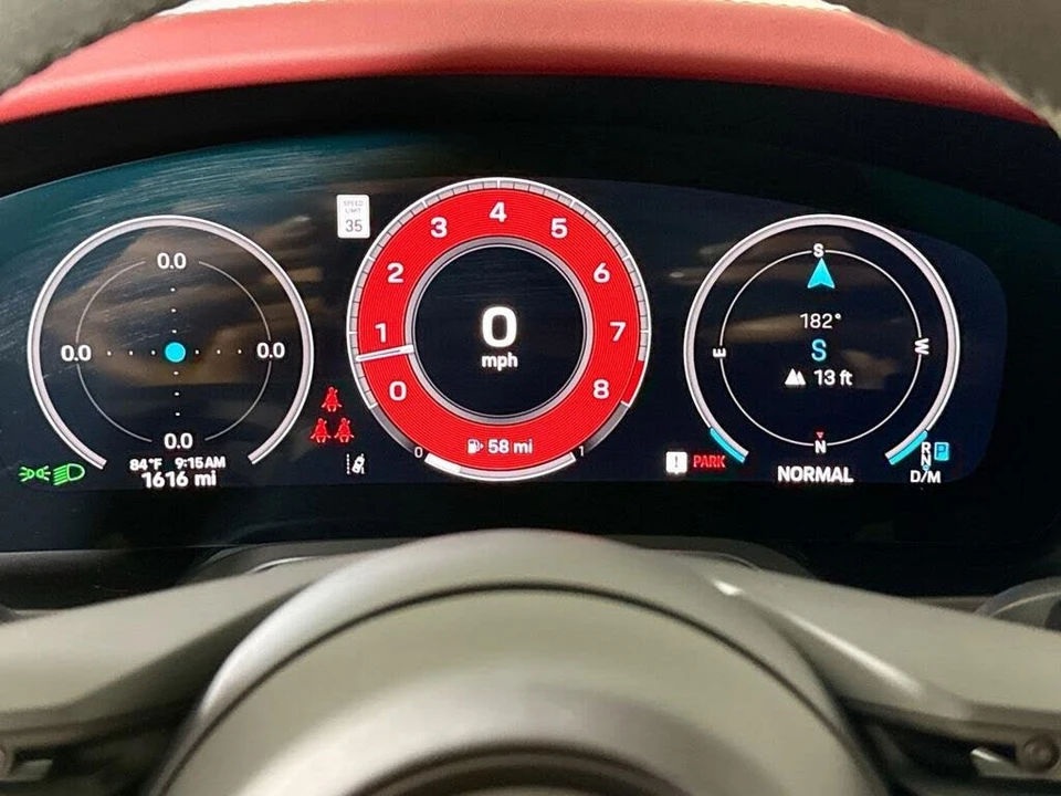 2025 Porsche 992 Carrera S - Image 13 of 31