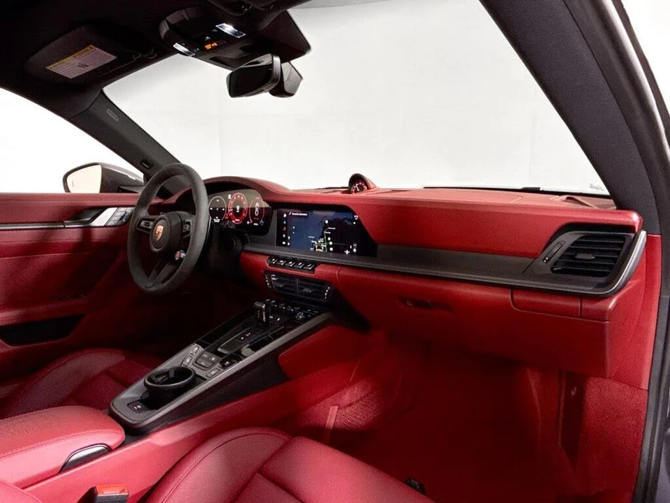 2025 Porsche 992 Carrera S - Image 17 of 31