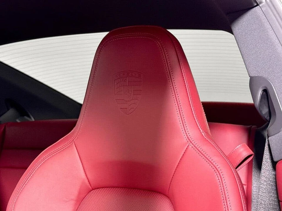 2025 Porsche 992 Carrera S - Image 25 of 31