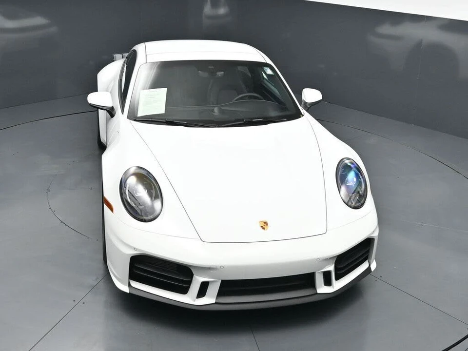 2025 Porsche 992 Carrera S - Image 23 of 31