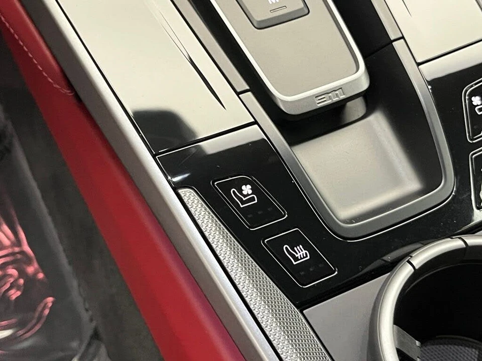 2025 Porsche 992 Carrera S - Image 17 of 31