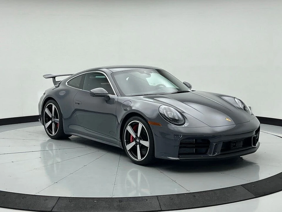 2025 Porsche 992 Carrera S - Image 9 of 31