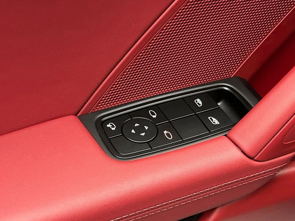 2025 Porsche 992 Carrera S - Image 26 of 31
