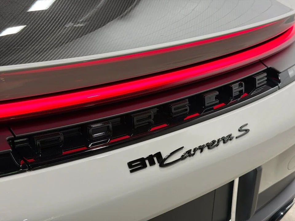 2025 Porsche 992 Carrera S - Image 12 of 31