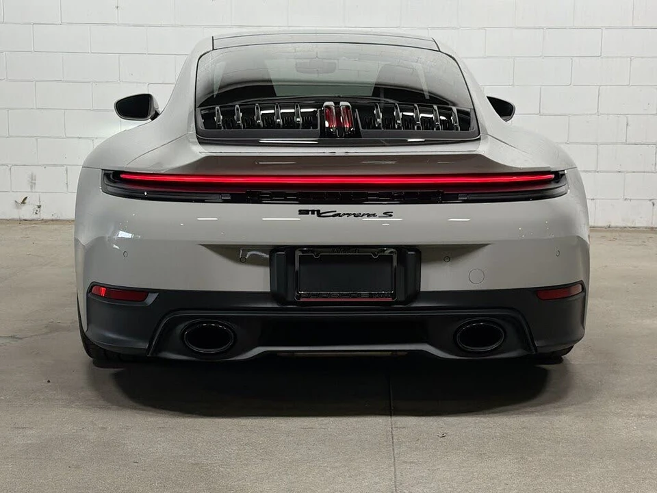 2025 Porsche 992 Carrera S - Image 8 of 31