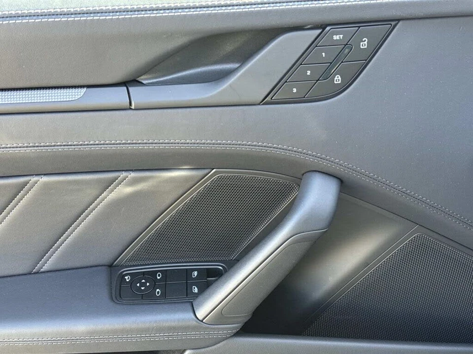 2025 Porsche 992 Carrera S - Image 18 of 27