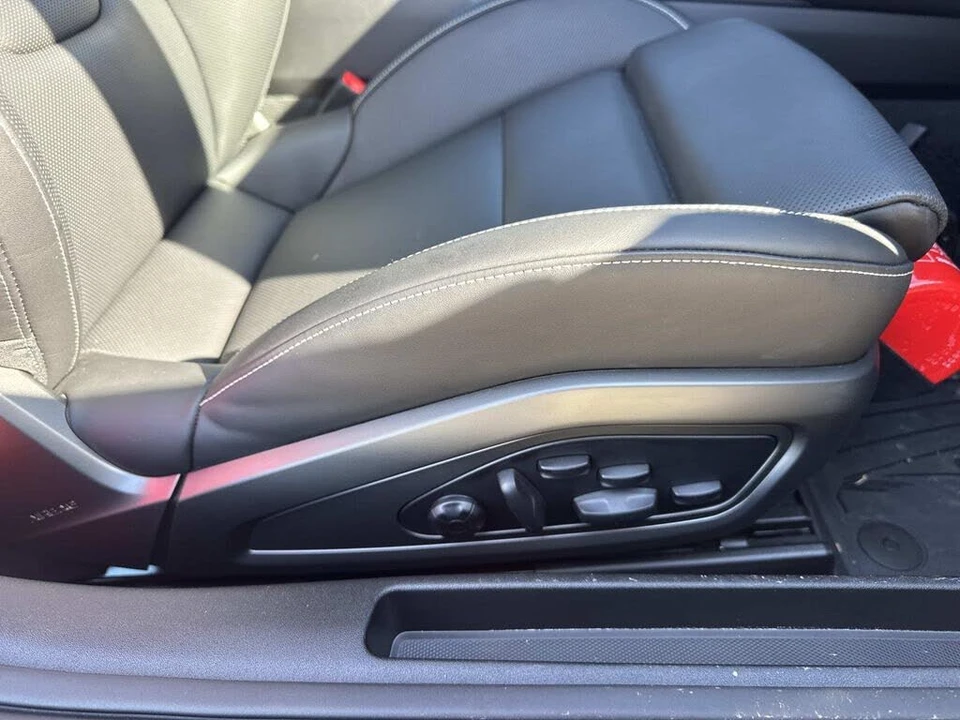 2025 Porsche 992 Carrera S - Image 11 of 27