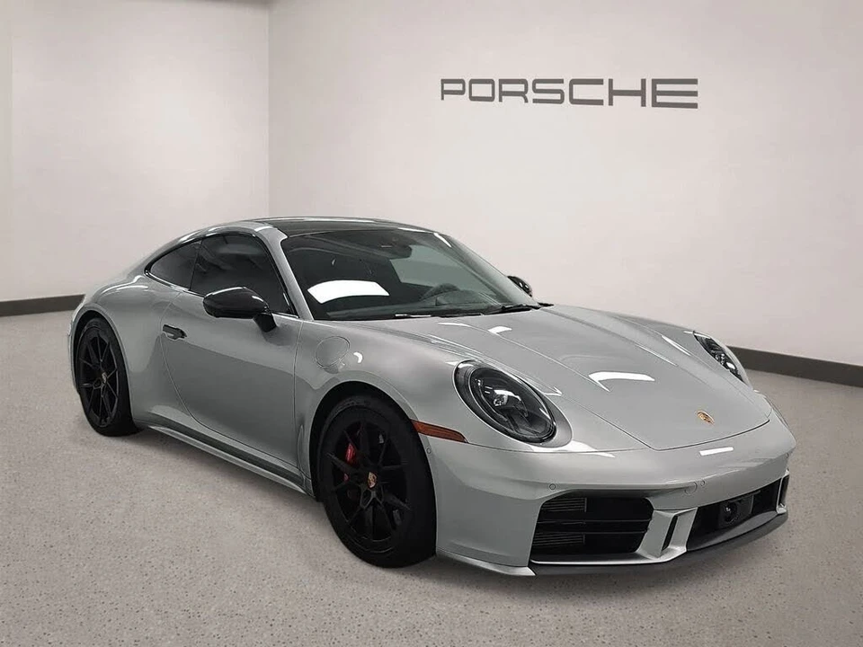 2025 Porsche 992 Carrera S - Image 8 of 31