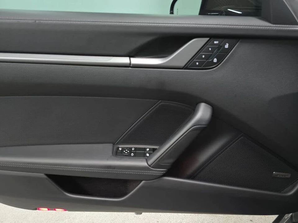 2025 Porsche 992 Carrera S - Image 23 of 31