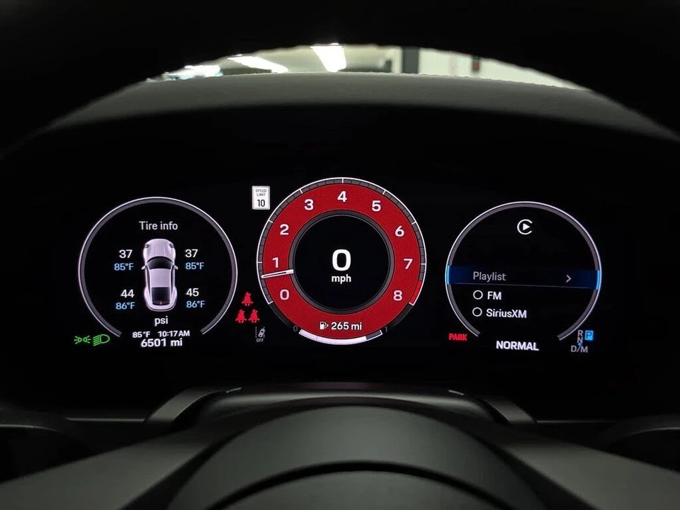 2025 Porsche 992 Carrera S - Image 14 of 31