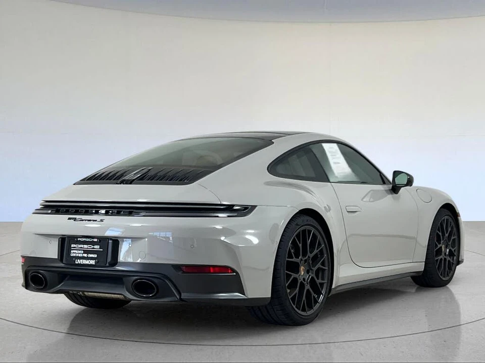 2025 Porsche 992 Carrera S - Image 8 of 29