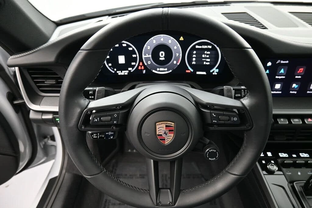 2025 Porsche 992 Carrera S - Image 7 of 31