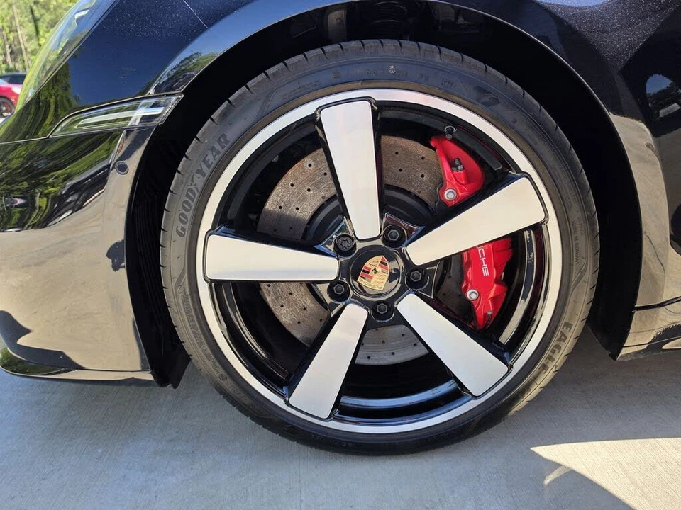 2025 Porsche 992 Carrera S - Image 26 of 27