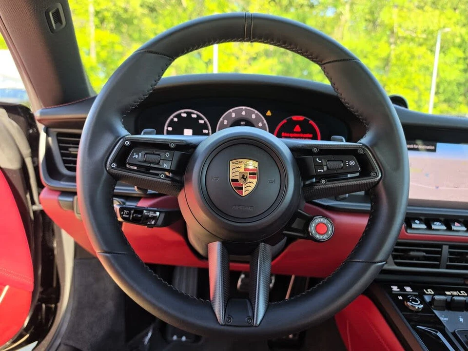 2025 Porsche 992 Carrera S - Image 21 of 27