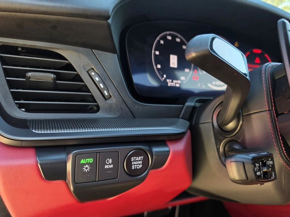 2025 Porsche 992 Carrera S - Image 14 of 27