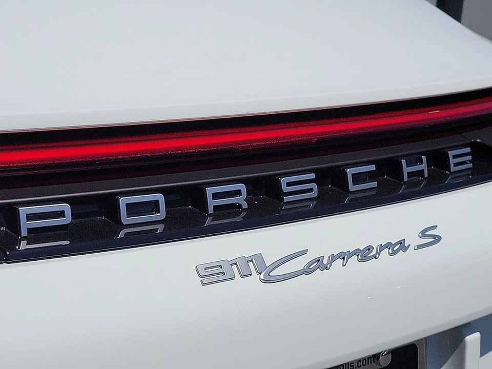 2025 Porsche 992 Carrera S - Image 28 of 31