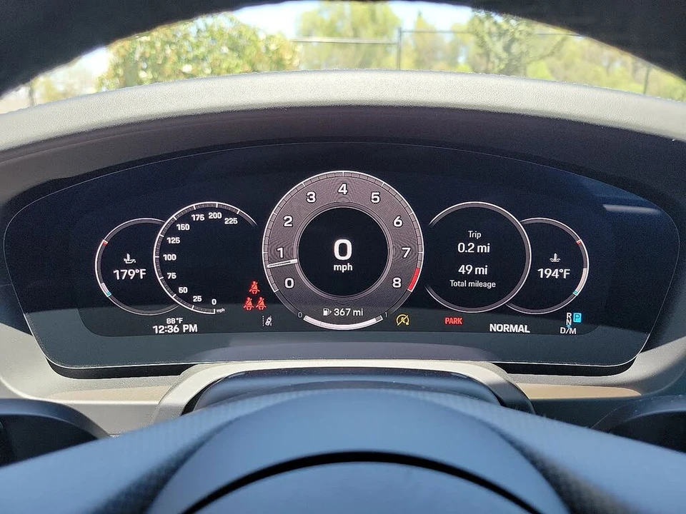 2025 Porsche 992 Carrera S - Image 15 of 31