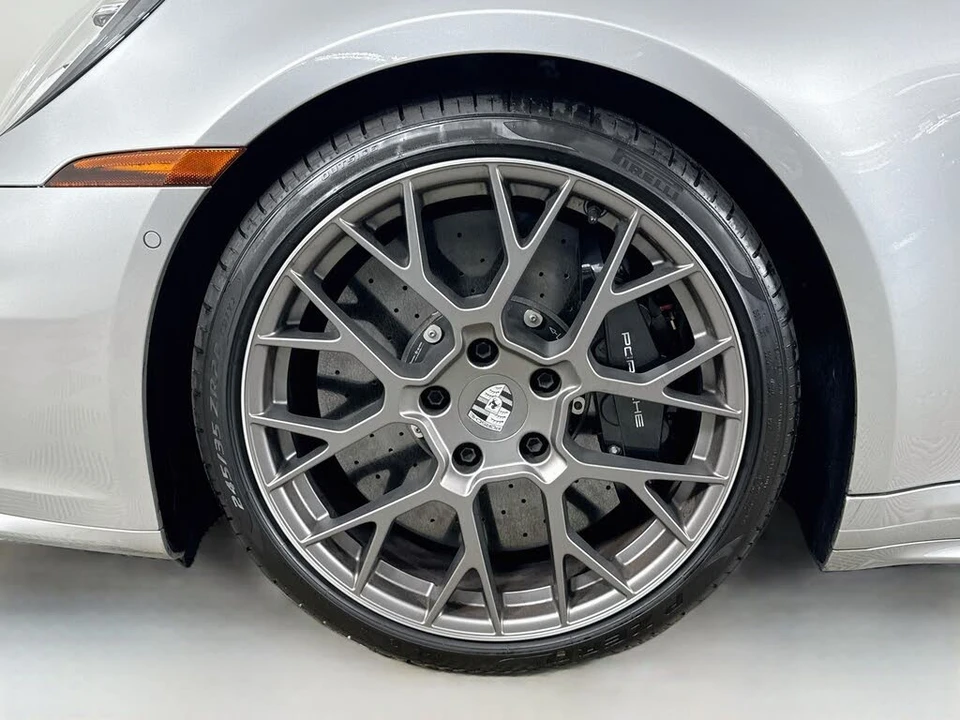 2025 Porsche 992 Carrera S - Image 27 of 29