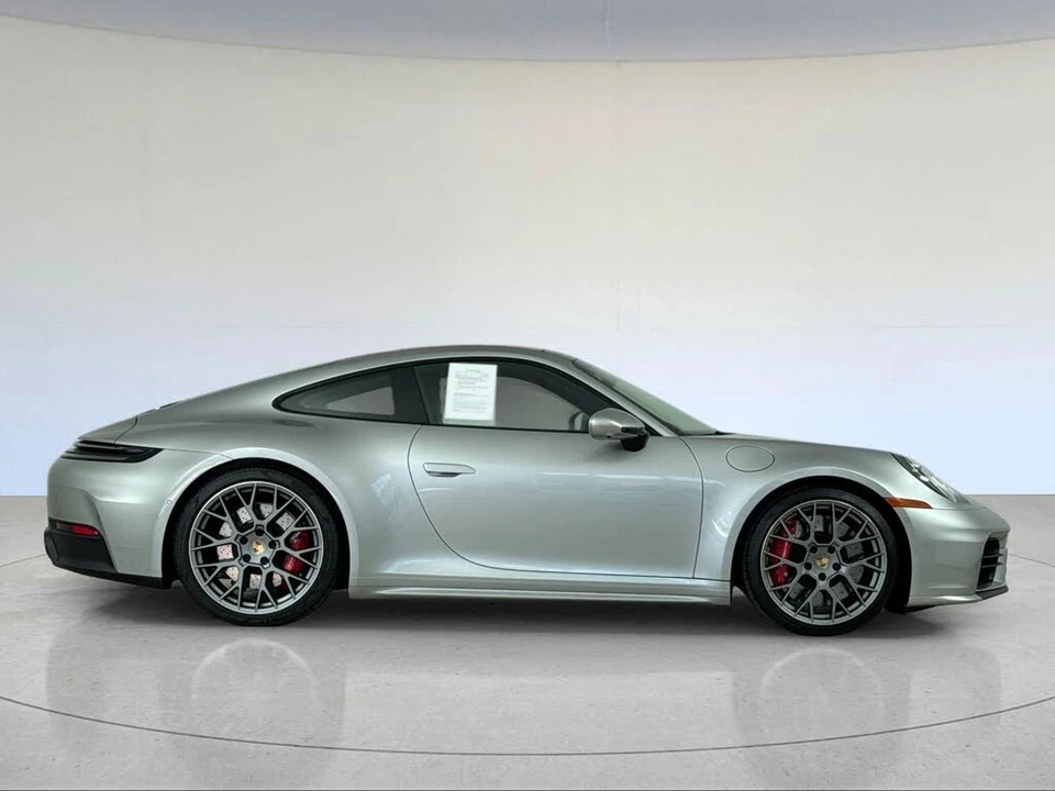 2025 Porsche 992 Carrera S - Image 8 of 28