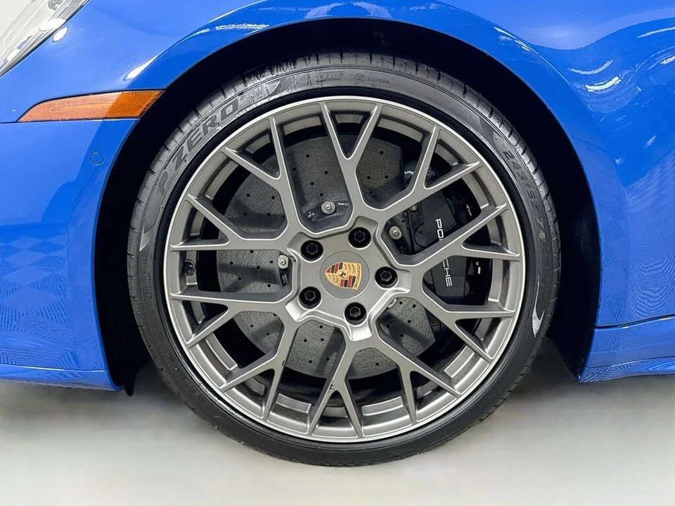 2025 Porsche 992 Carrera S - Image 24 of 26