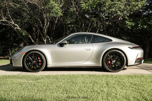 2025 Porsche 992 Carrera S - Image 3 of 31