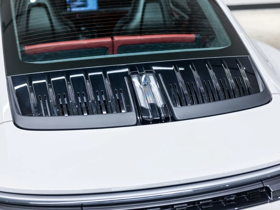 2025 Porsche 992 Carrera S - Image 24 of 31