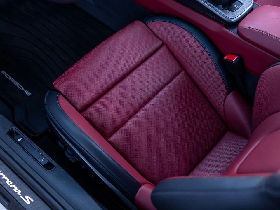 2025 Porsche 992 Carrera S - Image 30 of 31