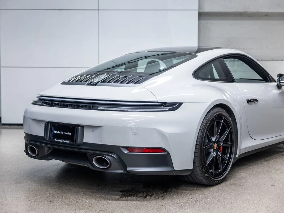 2025 Porsche 992 Carrera S - Image 28 of 31