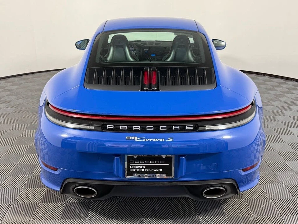 2025 Porsche 992 Carrera S - Image 6 of 7