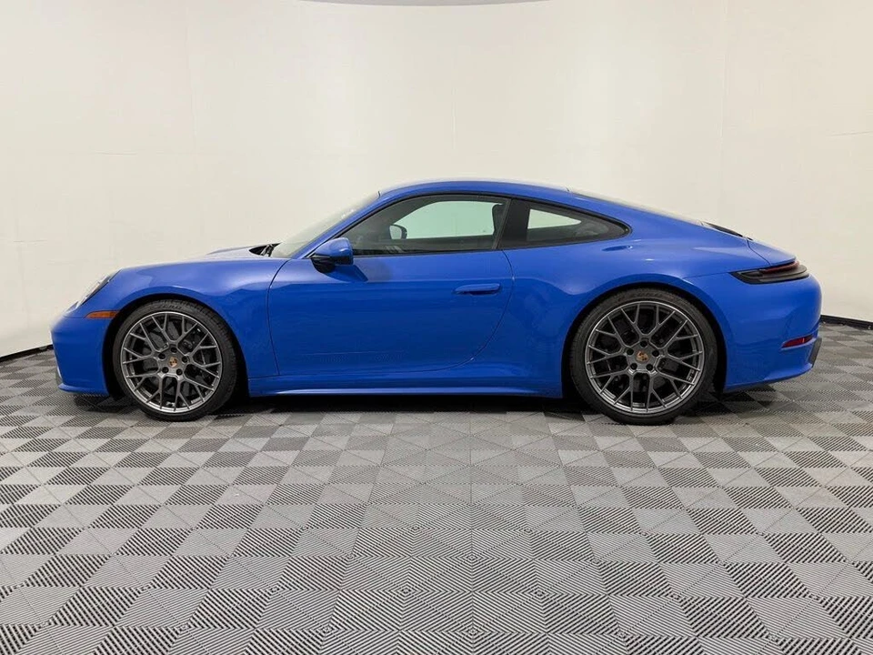 2025 Porsche 992 Carrera S - Image 2 of 7