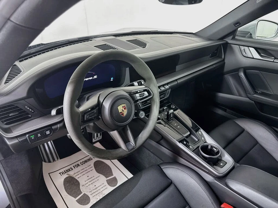2025 Porsche 992 Carrera S - Image 4 of 31