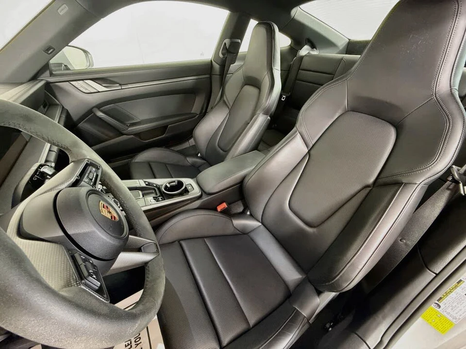 2025 Porsche 992 Carrera S - Image 5 of 31