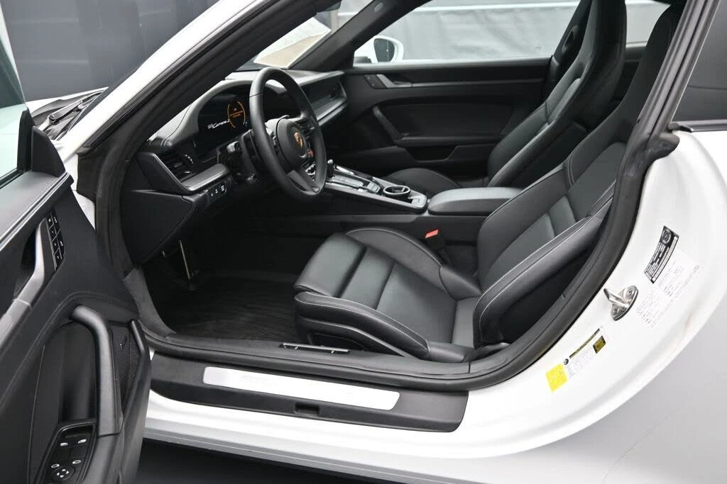 2025 Porsche 992 Carrera S - Image 7 of 31